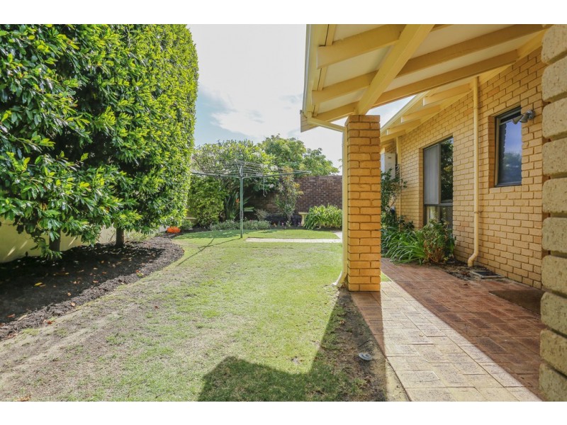 19 Bonchester Court, Duncraig WA 6023