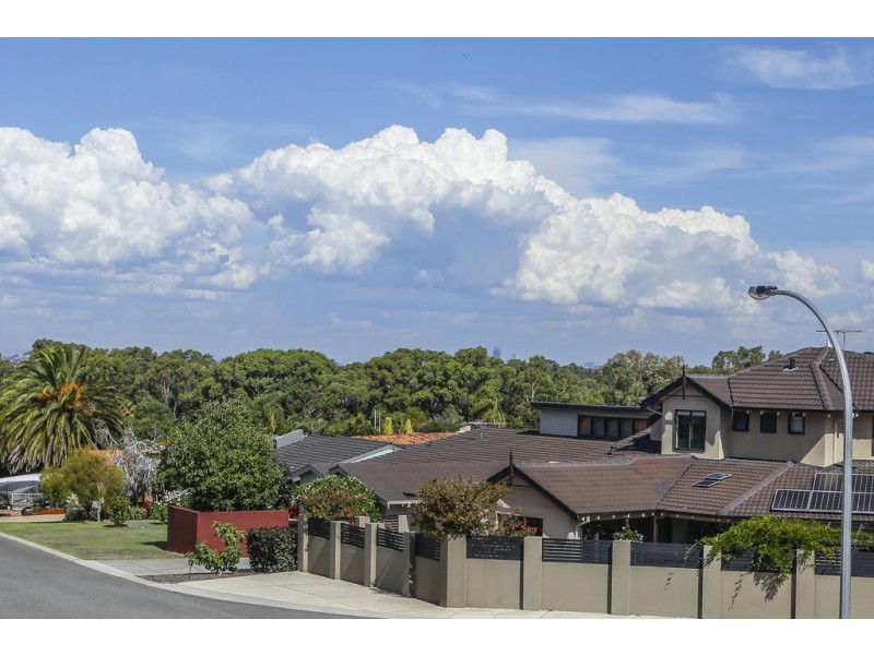 19 Bonchester Court, Duncraig WA 6023