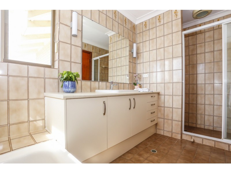 19 Bonchester Court, Duncraig WA 6023