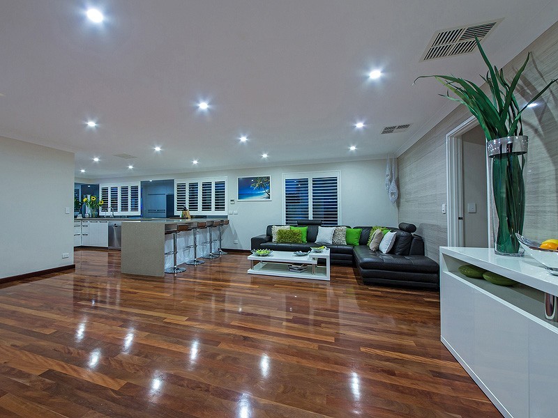 6 Plymouth Cove, Ocean Reef WA 6027