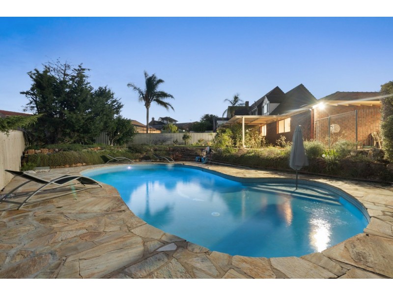 16 Mosspaul Close, Duncraig WA 6023