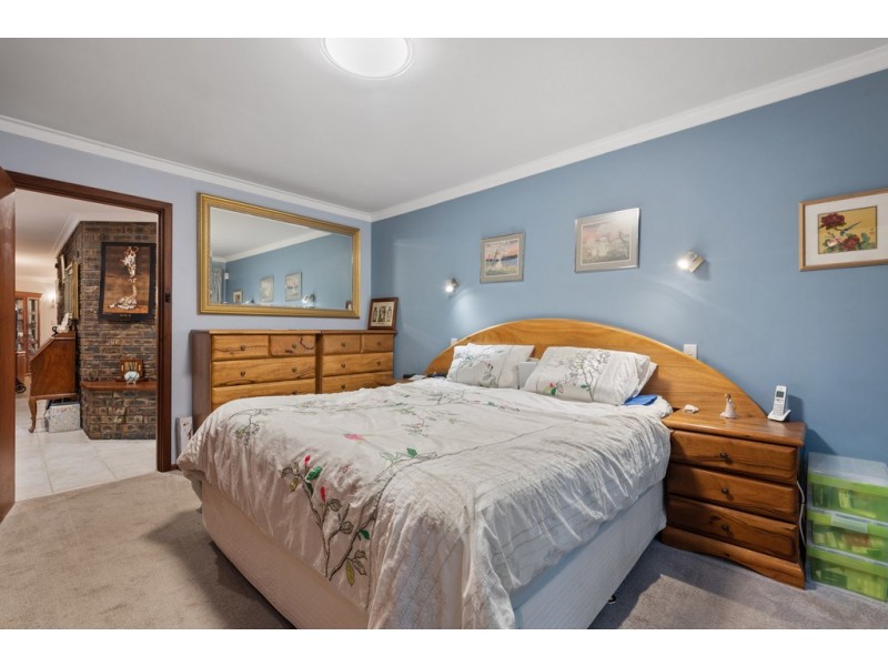 16 Mosspaul Close, Duncraig WA 6023