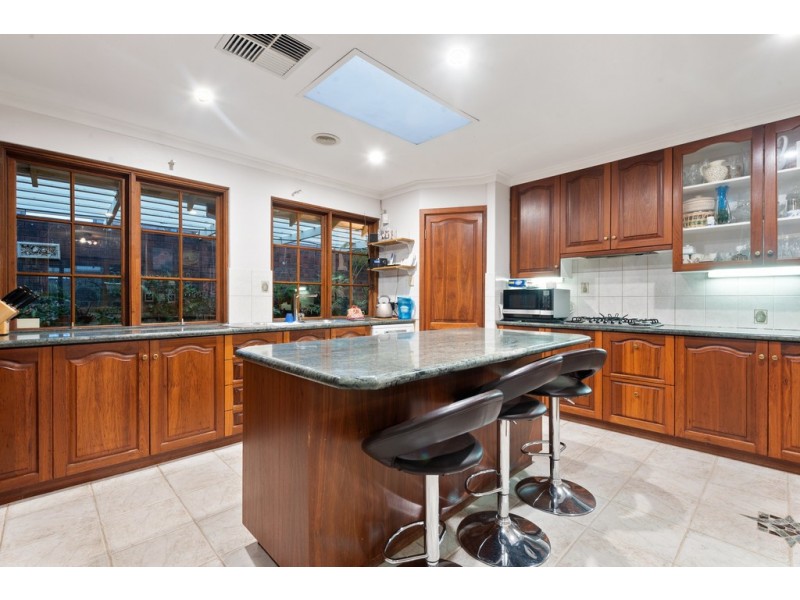 16 Mosspaul Close, Duncraig WA 6023