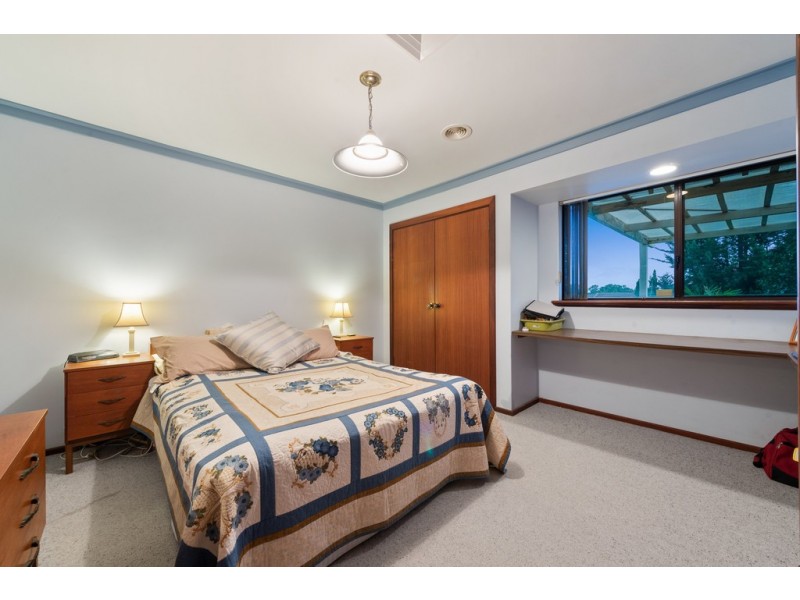 16 Mosspaul Close, Duncraig WA 6023