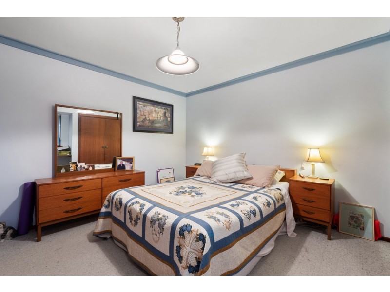 16 Mosspaul Close, Duncraig WA 6023