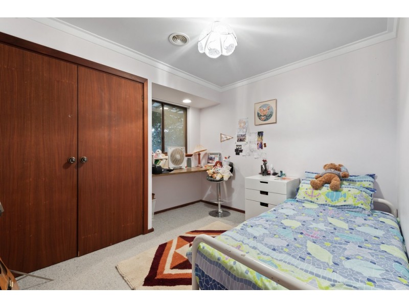 16 Mosspaul Close, Duncraig WA 6023