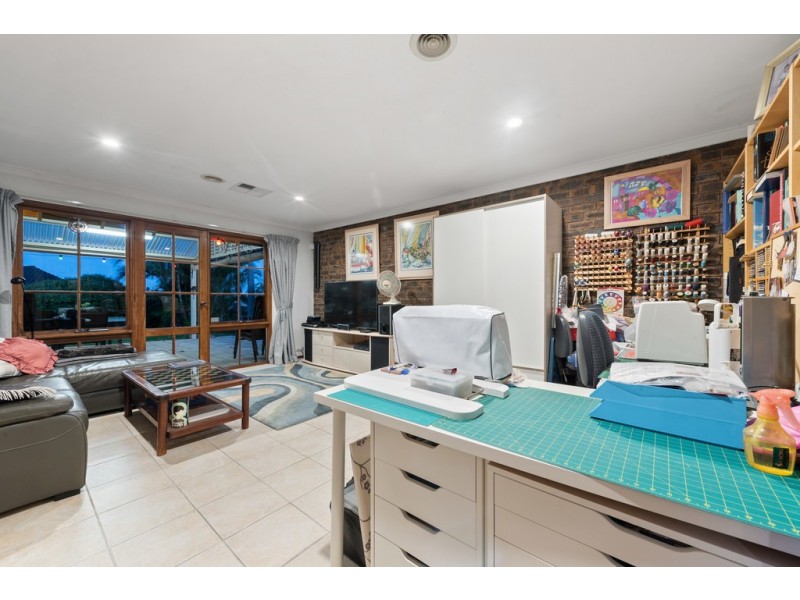 16 Mosspaul Close, Duncraig WA 6023