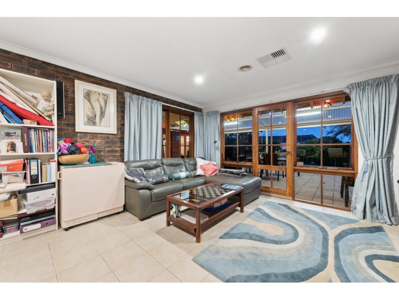 16 Mosspaul Close, Duncraig WA 6023