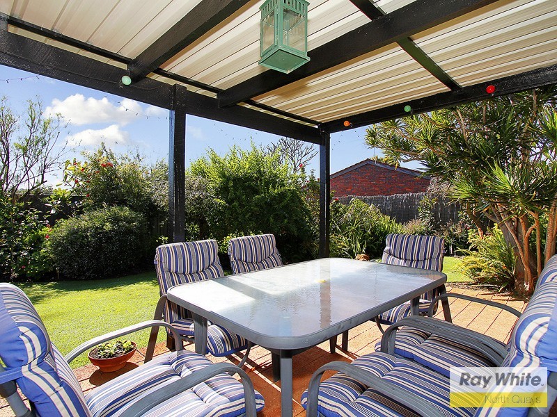 14 Hazelbury St, Greenwood WA 6024