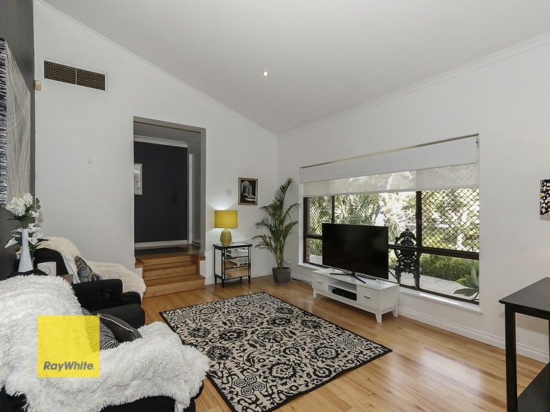 61 Sycamore Drive, Duncraig WA 6023