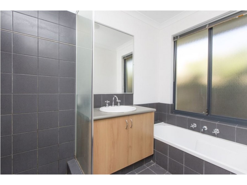 2 Rupara Circle, Quinns Rocks WA 6030