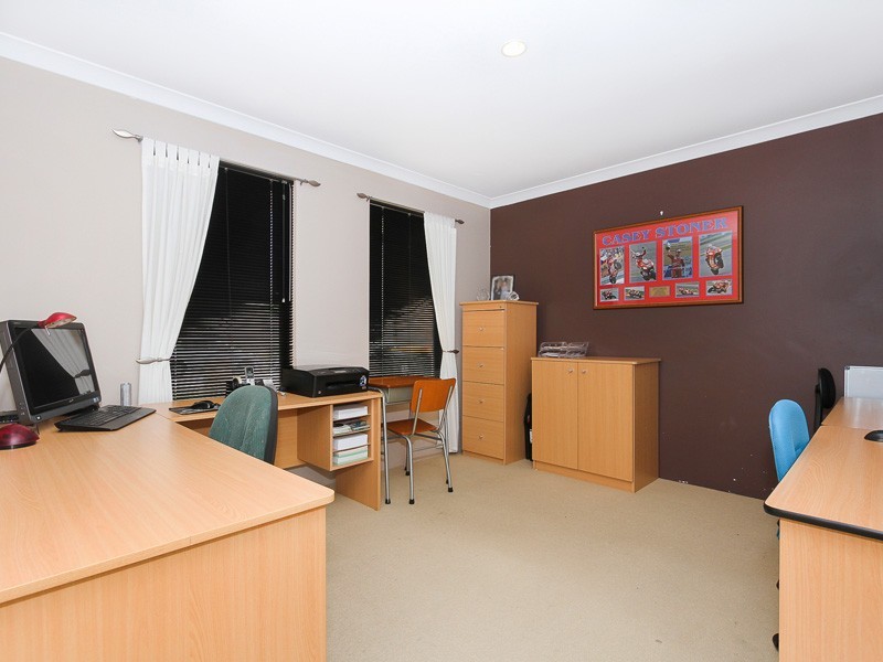 5 Sefton Place, Landsdale WA 6065