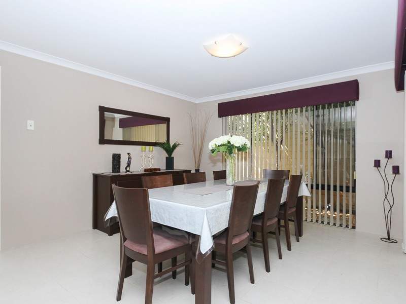 5 Sefton Place, Landsdale WA 6065