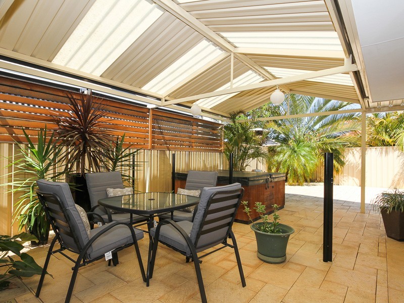 5 Sefton Place, Landsdale WA 6065