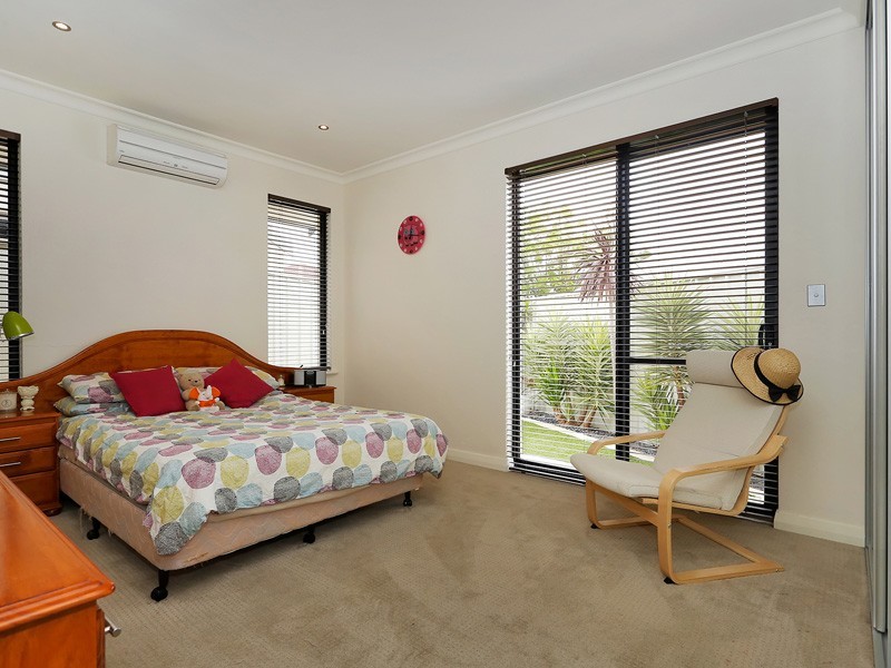 5B Cant Court, Hillarys WA 6025