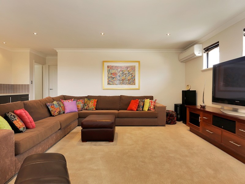 5B Cant Court, Hillarys WA 6025