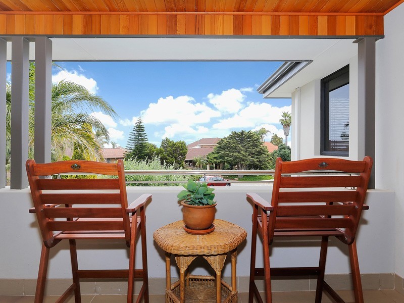 5B Cant Court, Hillarys WA 6025