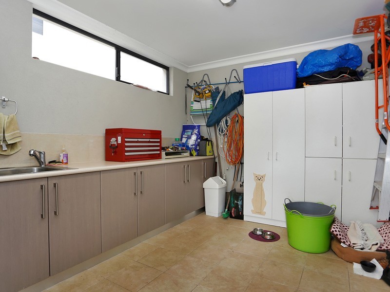 5B Cant Court, Hillarys WA 6025