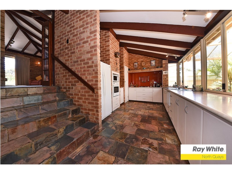 2 Buckthorn Court, Duncraig WA 6023