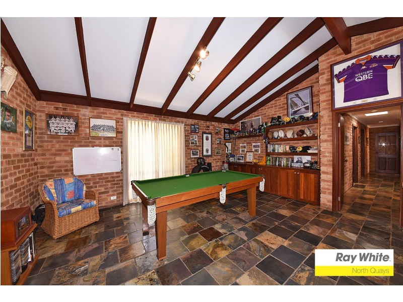 2 Buckthorn Court, Duncraig WA 6023