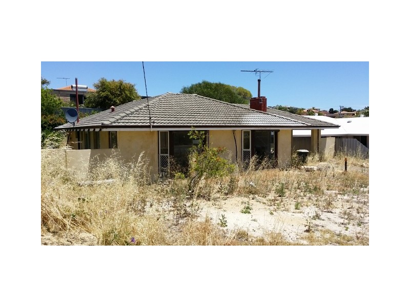 60 Cook Ave, Hillarys WA 6025