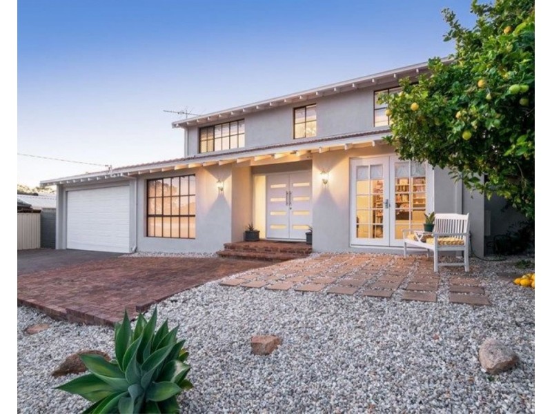 3 Bernard Manning Drive, Duncraig WA 6023