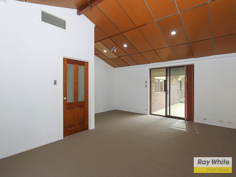 11A Winster Close, Duncraig WA 6023