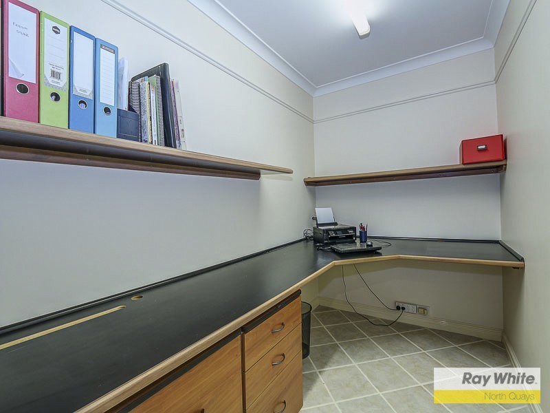 8 Bernard Manning Drive, Duncraig WA 6023