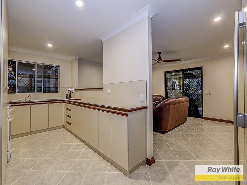 8 Bernard Manning Drive, Duncraig WA 6023