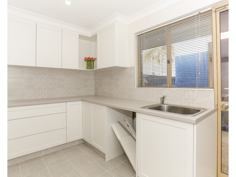 22 Cummings Way, Duncraig WA 6023