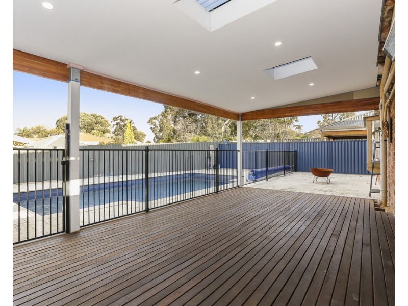 22 Cummings Way, Duncraig WA 6023