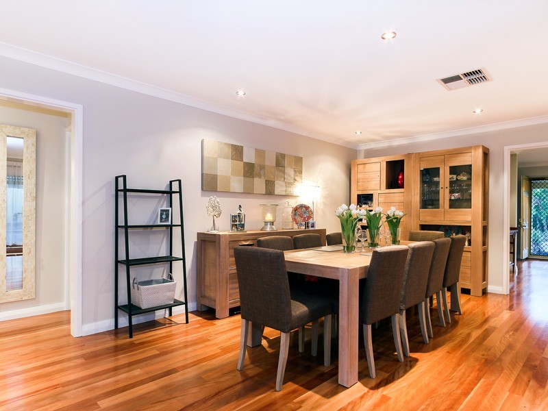 8 Macdougall Rise, Duncraig WA 6023