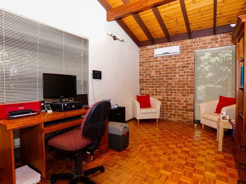 35 Karo Place, Duncraig WA 6023