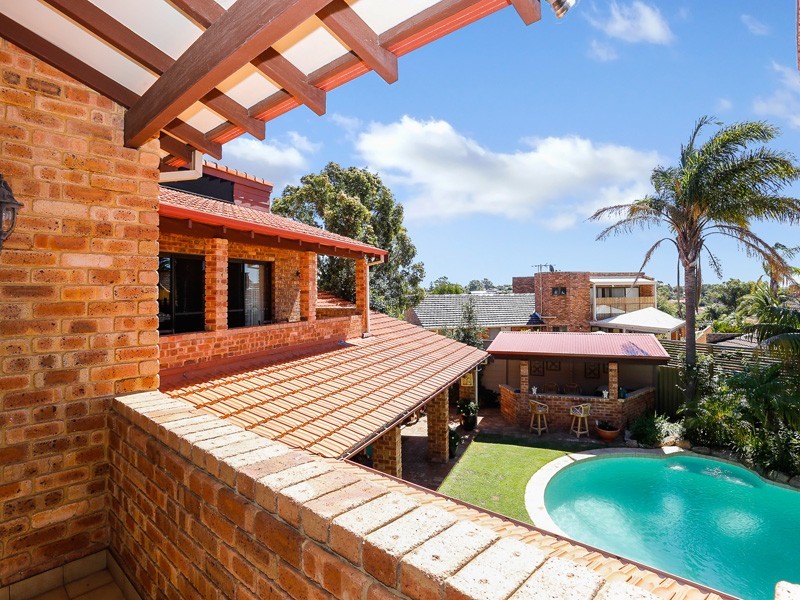 35 Karo Place, Duncraig WA 6023