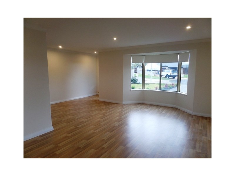 7 Crane Close, Ocean Reef WA 6027