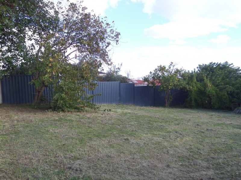 11 Gladman Way, Karrinyup WA 6018