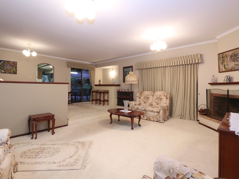 30 Truslove Way, Duncraig WA 6023