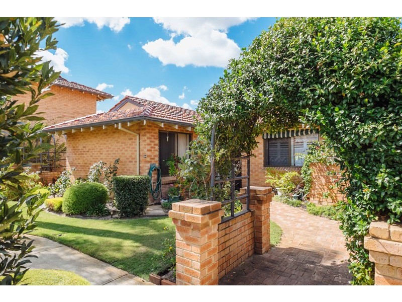 34/52 Liege Street, Woodlands WA 6018