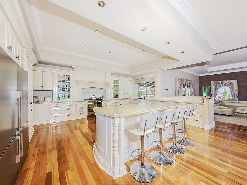 32 Carramar Road, Carramar WA 6031