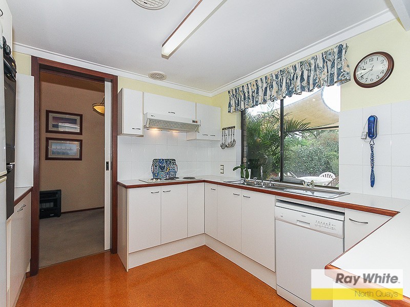 30 Granadilla St, Duncraig WA 6023