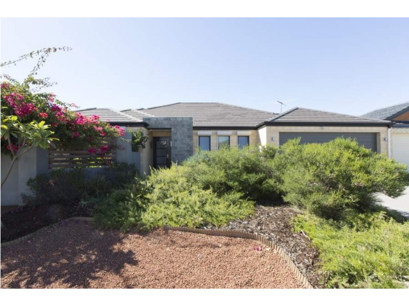 26 Hursthill St, Madeley WA 6065