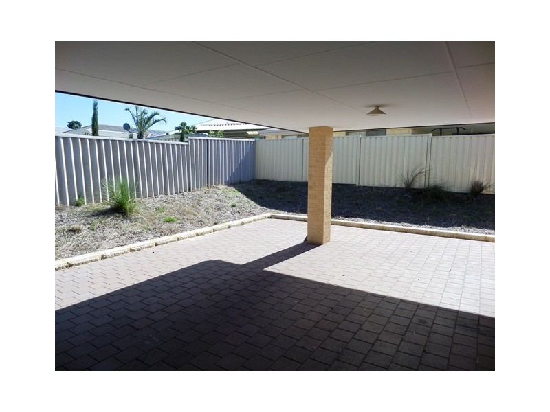 39 VIRIDIAN DRIVE, Banksia Grove WA 6031