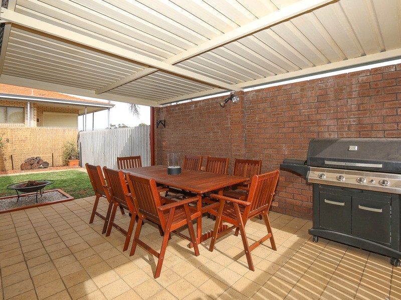 40 Yallambee Crescent, Wanneroo WA 6065