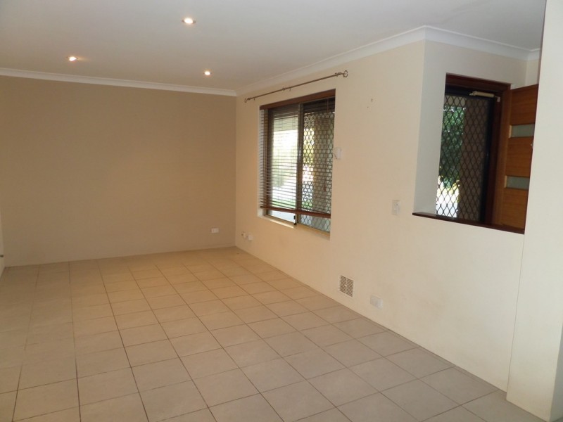 16 SAPPLETON RTT, Merriwa WA 6030