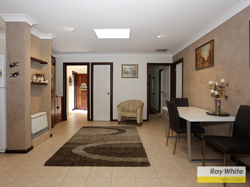 23 Langholm Place, Duncraig WA 6023