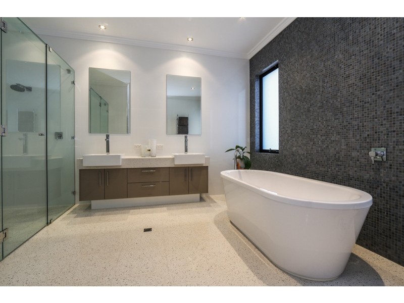 12 Castanet Dve, Madeley WA 6065