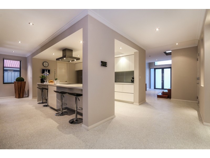 12 Castanet Dve, Madeley WA 6065