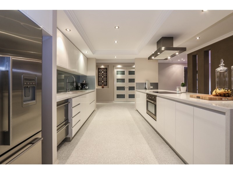 12 Castanet Dve, Madeley WA 6065