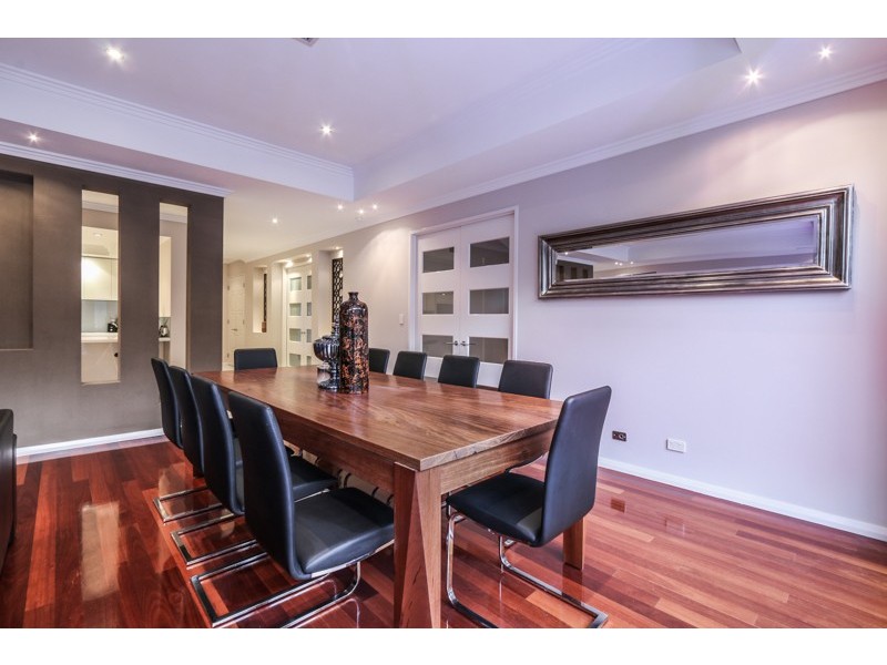 12 Castanet Dve, Madeley WA 6065