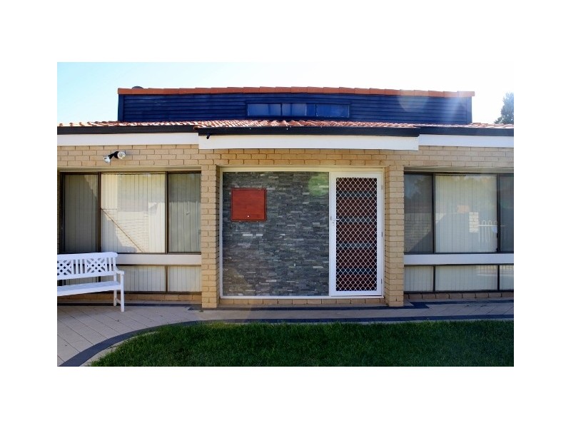 19 SPRINGFIELD COURT, Kallaroo WA 6025